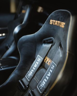 status racing seats and harnesses